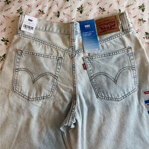 Levis jeans